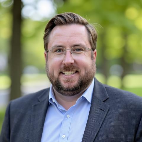 Dustin Wilcox Headshot